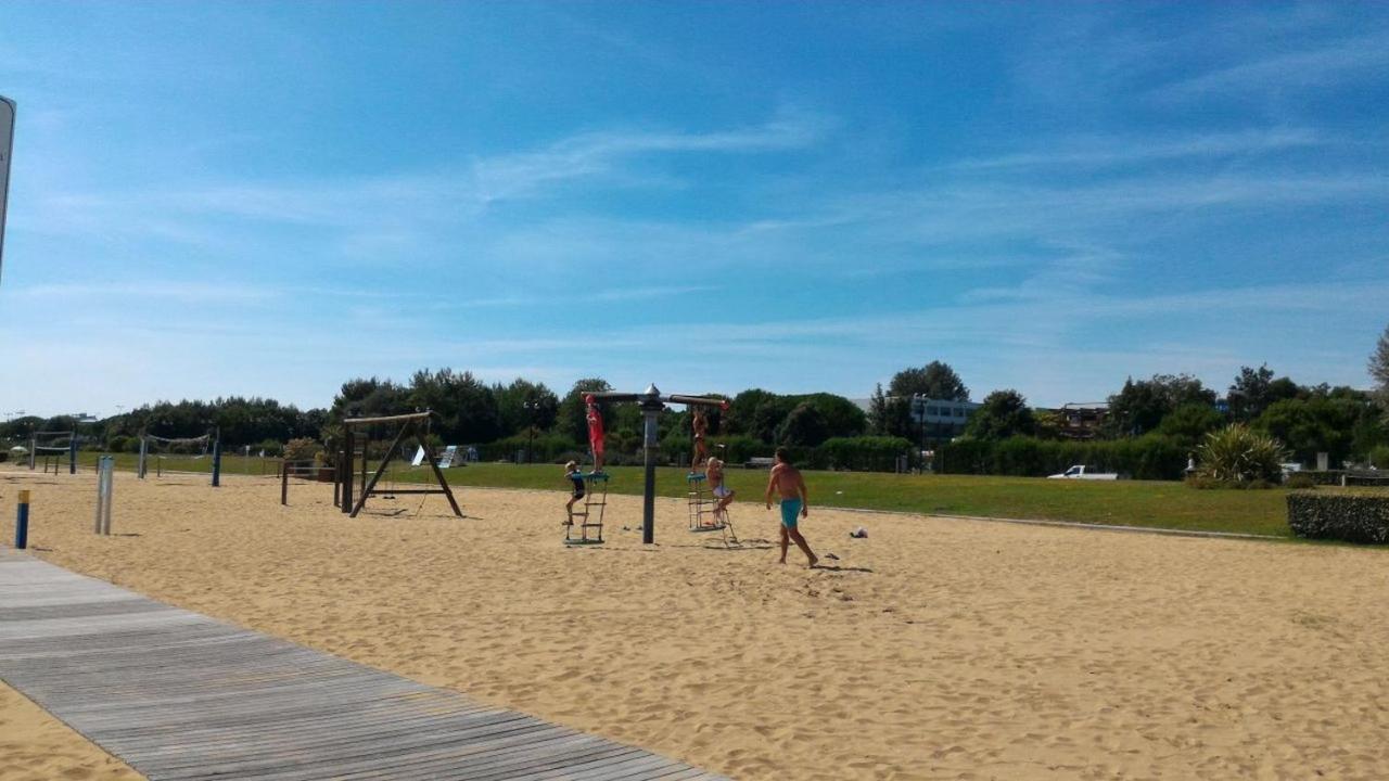 Appartamenti Massimo Bibione Bagian luar foto